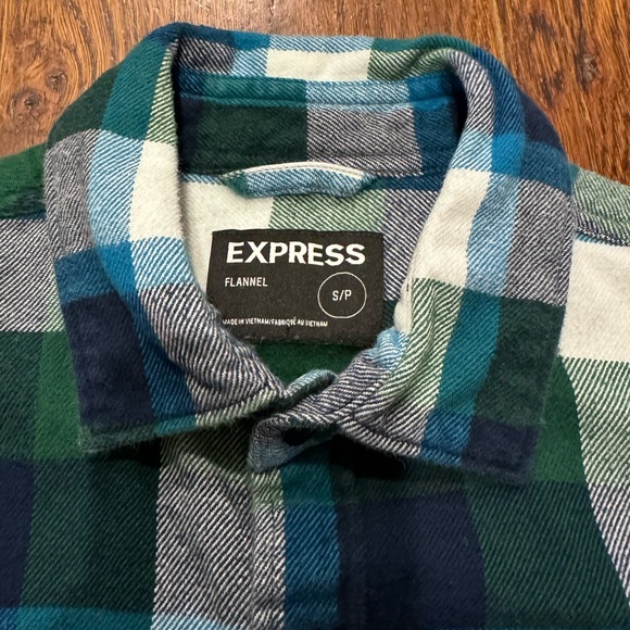 Express Flannel - Picture 3 of 4